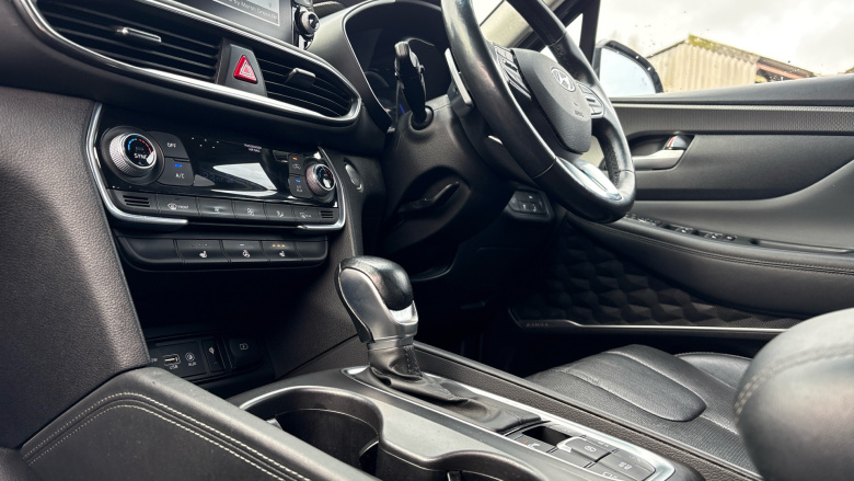 Hyundai Santa Fe 2.2 CRDi Premium 5dr Auto Diesel Estate